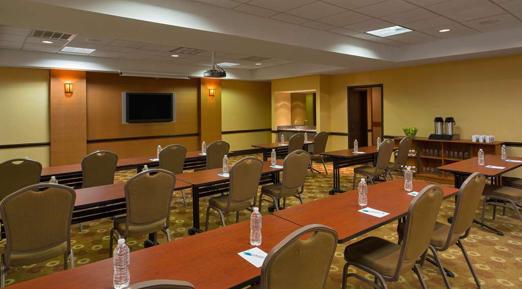 Hyatt Place Atlanta Alpharetta North Point Mall Удобства фото